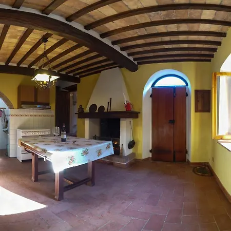 Dom wakacyjny Casale Panoramico Vinombrosa Chianni