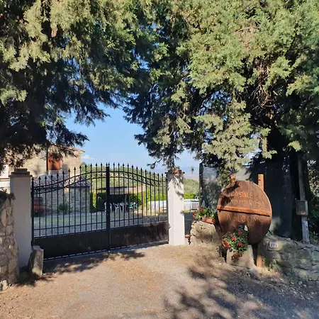 Dom wakacyjny Casale Panoramico Vinombrosa Chianni